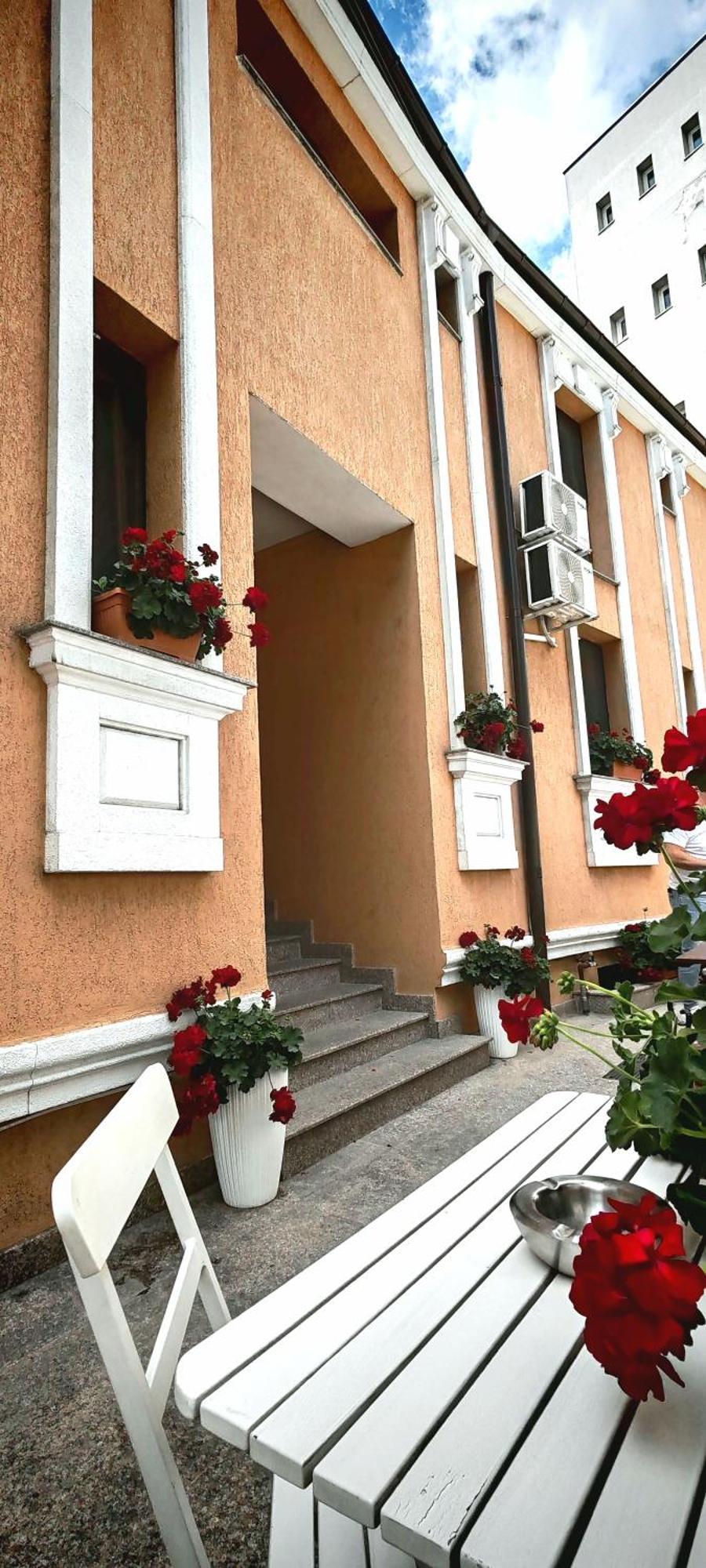 Отель Bucur 9 Бухарест Экстерьер фото